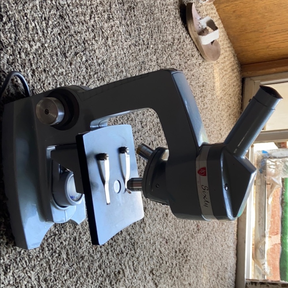 Microscope - Picture 4 of 4